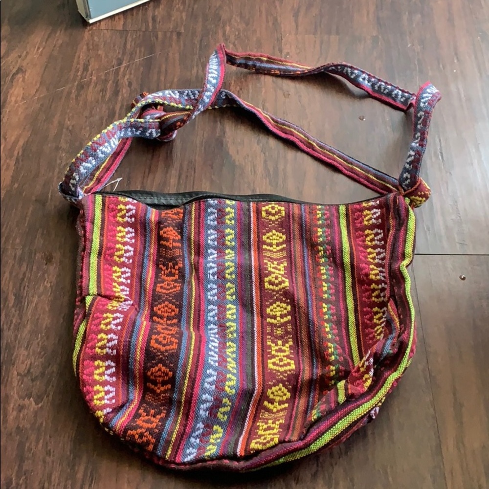 Colorful crossbody